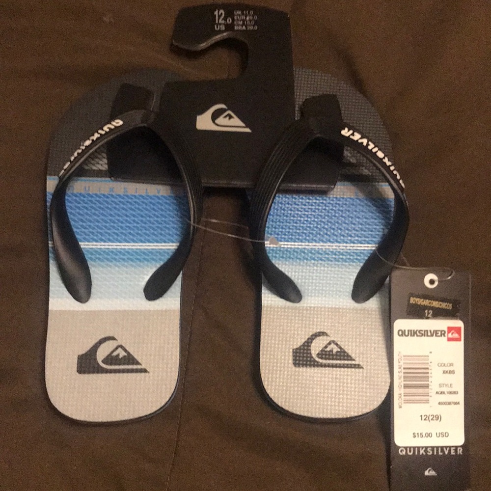 NWT Quiksilver Molokai Highline Youth flip flops